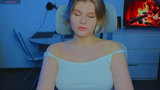  JessieVibes online show from February 1, 4:33 pm