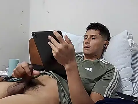 PerroDemonioHot online show from September 25, 4:16 am