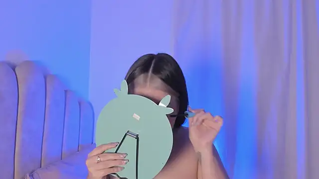 Marianagarcia01 online show from March 28, 10:31 pm