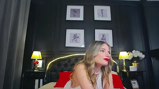 LanaSparks online show from March 22, 11:11 am