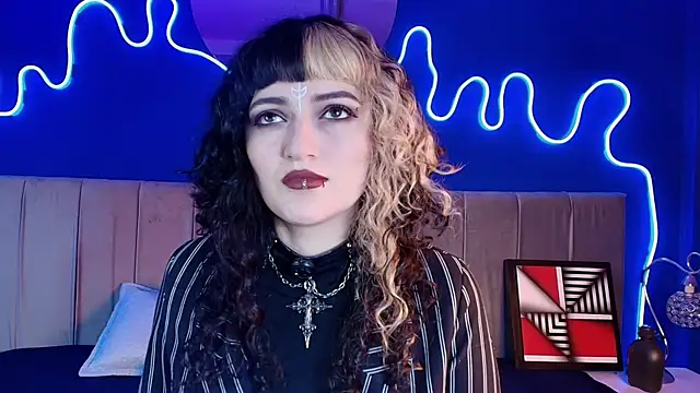 JeanneSabatier online show from May 30, 7:44 pm