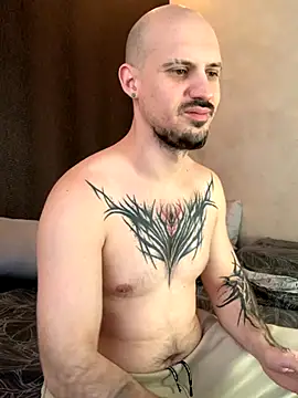 AssHunter4k online show from November 29, 9:34 am