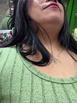 Miia Jazmin online show from March 14, 4:30 pm