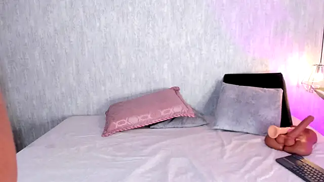 isabella zc online show from March 7, 11:51 am