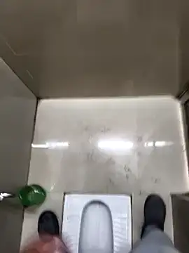 Snapshot of Raziv_komal143 chatting on February 25, 6:25 am Raziv komal143 online show from February 25, 6:25 am