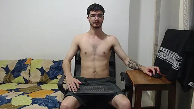 Aleex Miller online show from November 1, 2:13 am