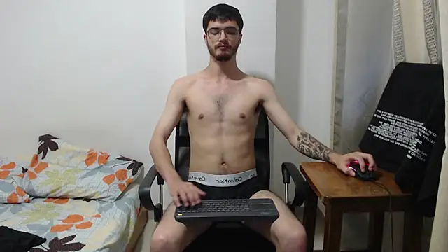 Aleex Miller online show from November 6, 4:02 am