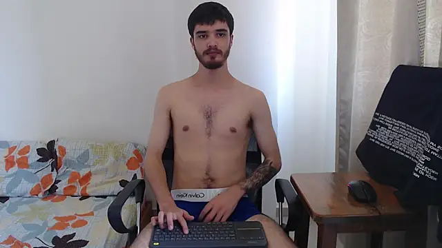 Aleex Miller online show from November 11, 5:02 pm