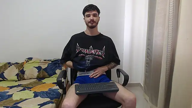 Aleex Miller online show from December 3, 11:52 am