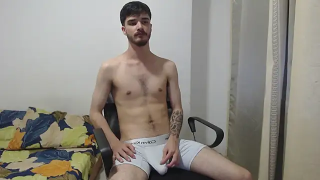 Aleex Miller online show from December 20, 11:34 pm