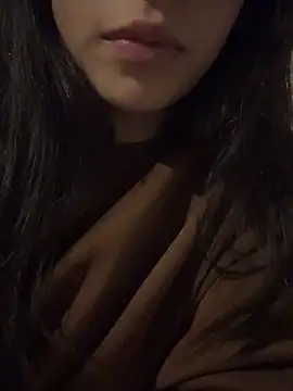 hannah brady online show from March 31, 12:45 am