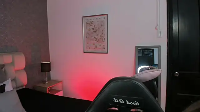 ah mara  online show from November 20, 11:32 am