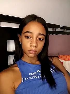 Zoe Sweett18 online show from April 9, 6:46 pm