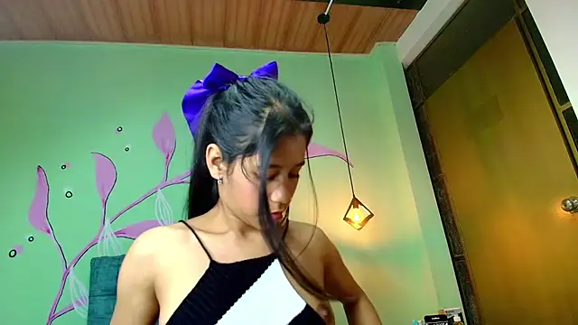 Connie Bell online show from February 24, 10:58 pm