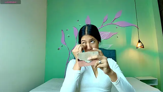 Connie Bell online show from October 19, 11:33 am