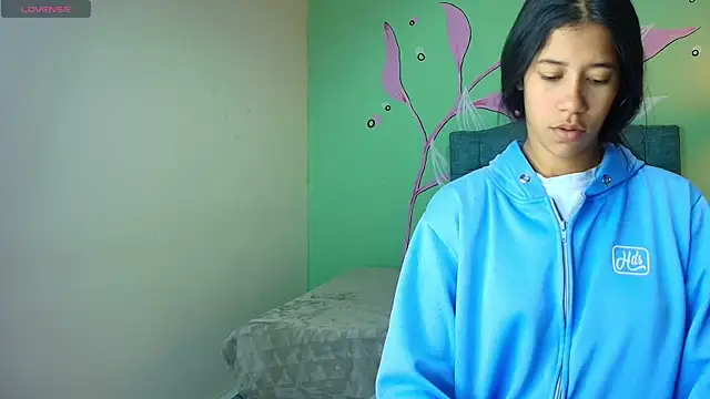 Connie Bell online show from November 19, 2:50 pm