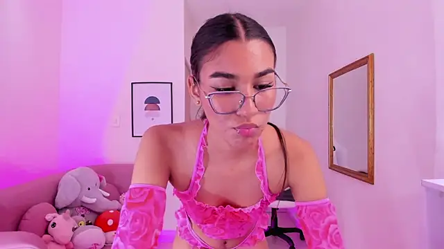 Dana Paula online show from March 22, 6:03 pm