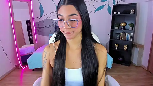 Snapshot of Dana_Paula chatting on December 20, 11:28 am Dana Paula online show from December 20, 11:28 am