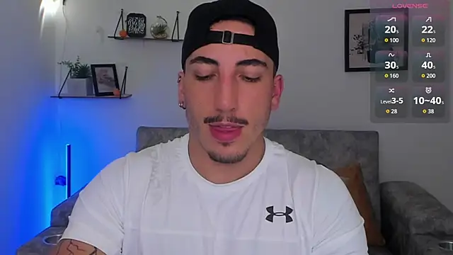 dylanspencer28 online show from October 25, 3:03 am