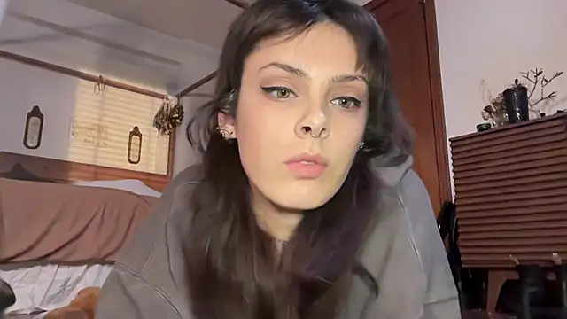 bunnierotten online show from February 20, 2:07 am