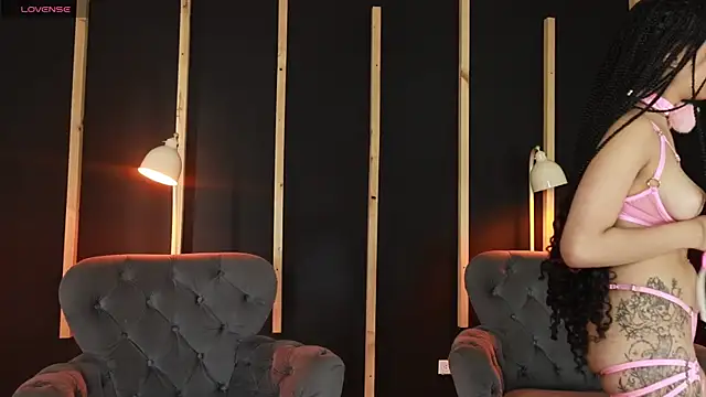 Snapshot of camilapersy chatting on February 28, 1:25 pm camilapersy online show from February 28, 1:25 pm