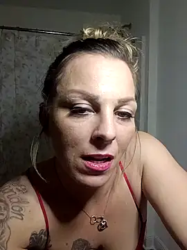 KittzyKat online show from January 18, 2:23 pm