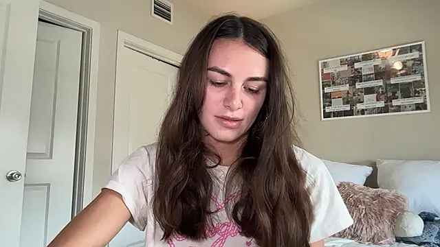 graciesmith27 online show from July 1, 6:51 pm