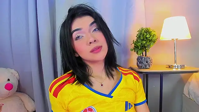 Snapshot of GABRIELAM_MS chatting on June 24, 7:51 am GABRIELAM MS online show from June 24, 7:51 am