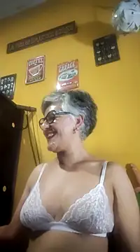 ilonna2025 online show from March 13, 4:49 am