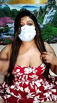 Snapshot of Lovely_WINDI chatting on January 22, 6:10 pm Lovely WINDI online show from January 22, 6:10 pm