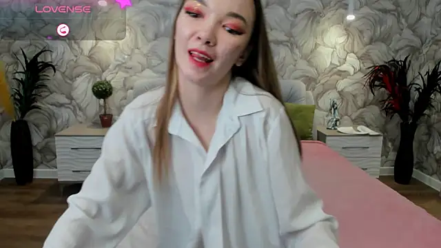 SusannJohnson online show from March 12, 2:34 pm