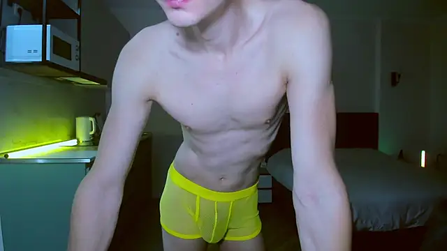 max shy online show from February 1, 6:51 pm