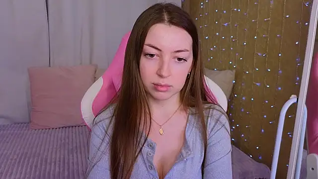 Ann moon   online show from February 6, 1:43 pm