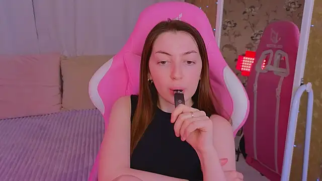 Ann moon   online show from March 15, 6:54 pm