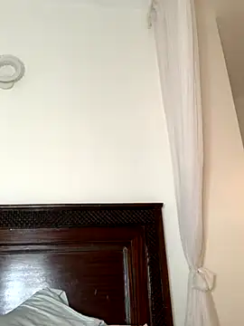 madell online show from November 5, 6:35 am