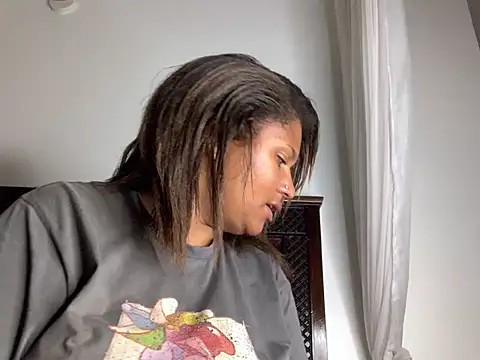 madell online show from March 8, 6:44 pm