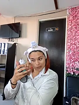 Sophie new25 online show from February 27, 1:11 pm