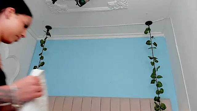 Snapshot of Paulina_Lopezz chatting on March 8, 2:45 am Paulina Lopezz online show from March 8, 2:45 am