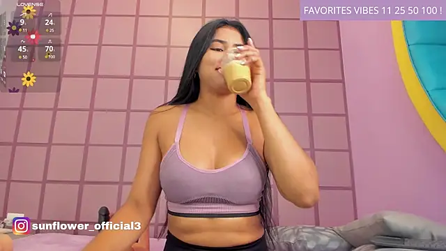 LissMonroe online show from March 6, 10:41 am