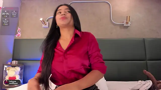 LissMonroe online show from May 24, 11:37 am