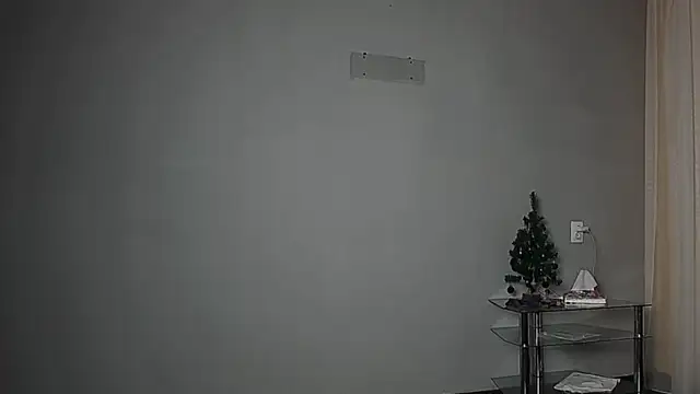 Eva Gloryy online show from February 10, 8:10 pm