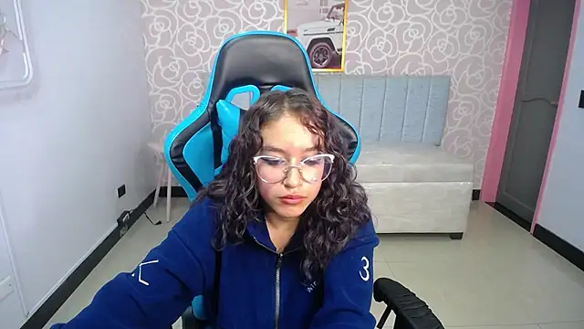 kassandra ch  online show from February 14, 11:31 am