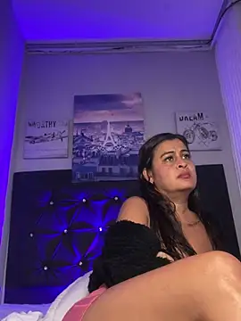 Lili  taylor online show from March 14, 2:19 pm