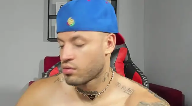 dereckgreen online show from February 5, 11:17 pm