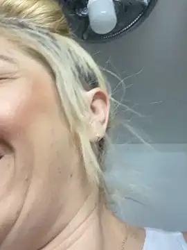 viktoria davis  online show from January 17, 10:02 pm