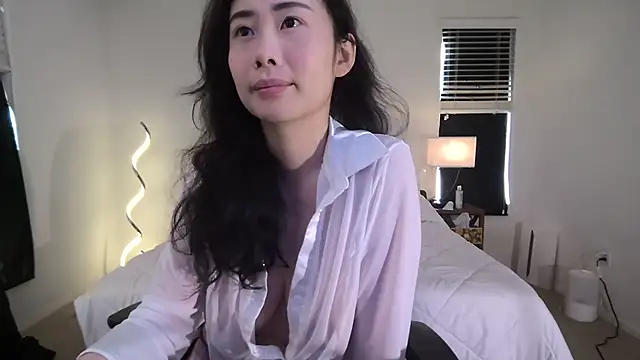 ha888we online show from March 22, 6:25 pm