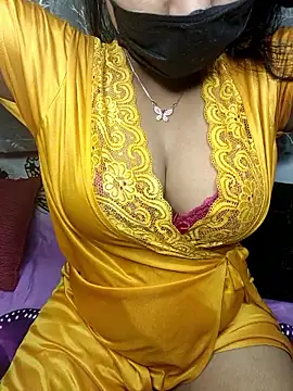 Snapshot of Love_Evaa chatting on September 10, 6:52 pm Love Evaa online show from September 10, 6:52 pm