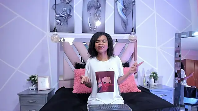 Gletty noa online show from February 2, 6:48 am