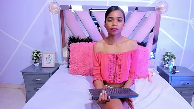 Gletty noa online show from February 12, 9:42 am