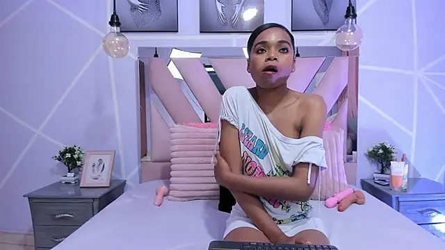 Gletty noa online show from March 9, 3:43 am